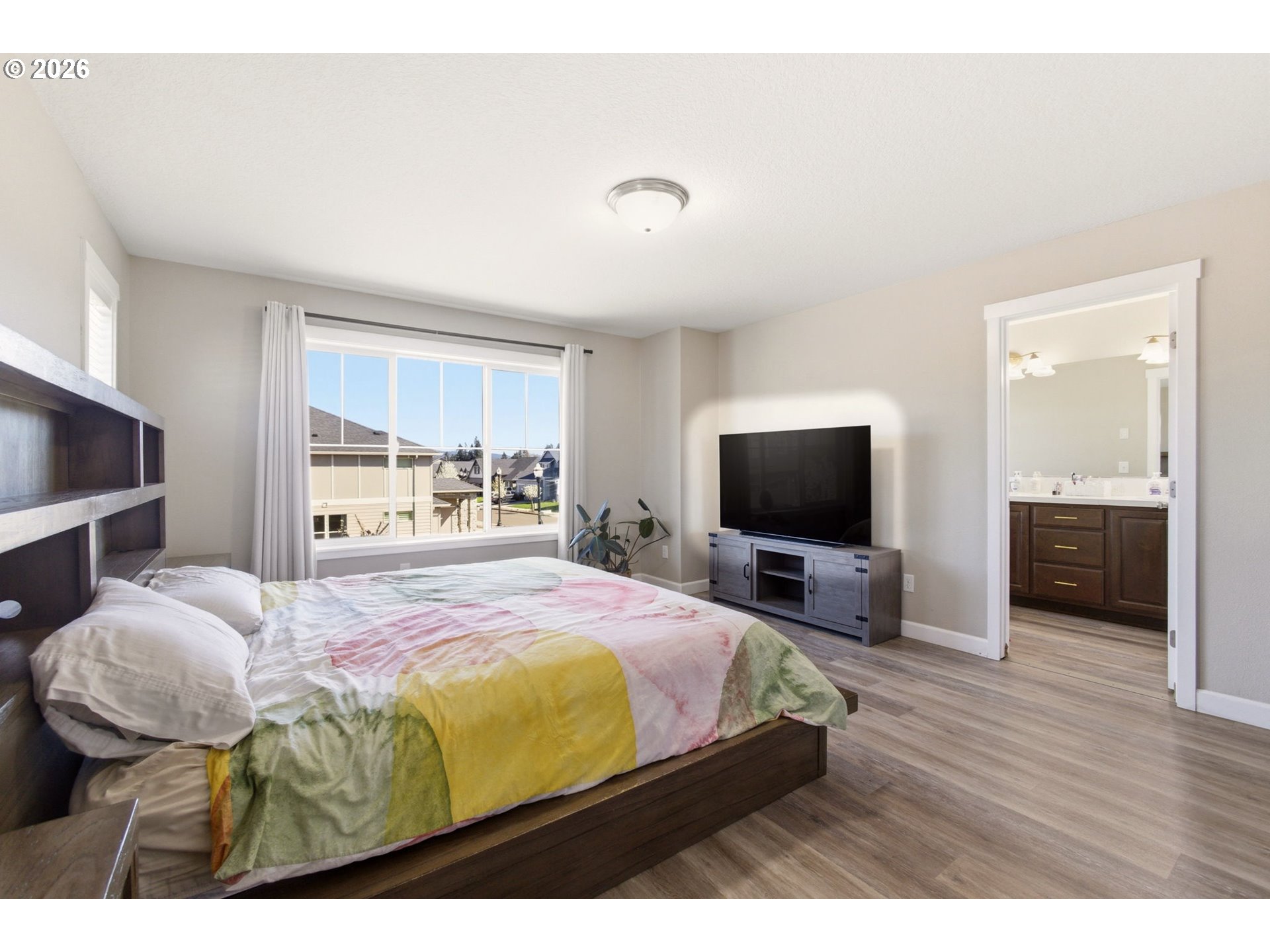 property viewer photo 19