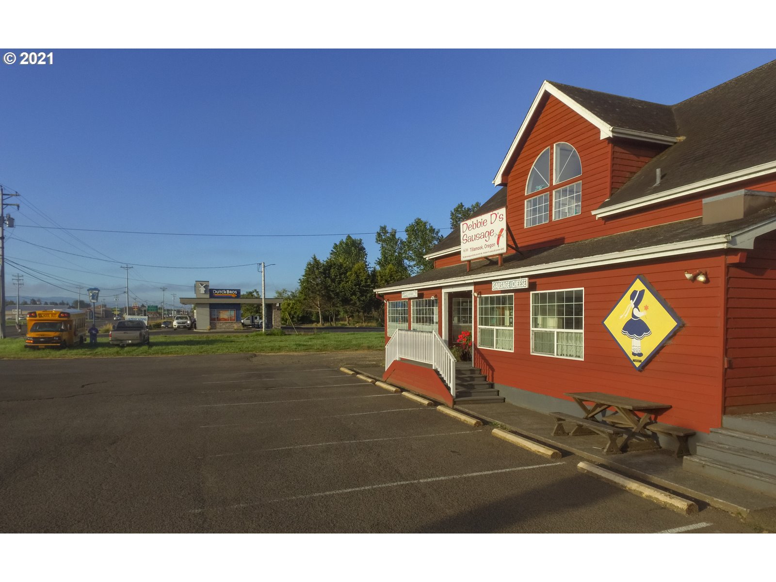 main property photo 1