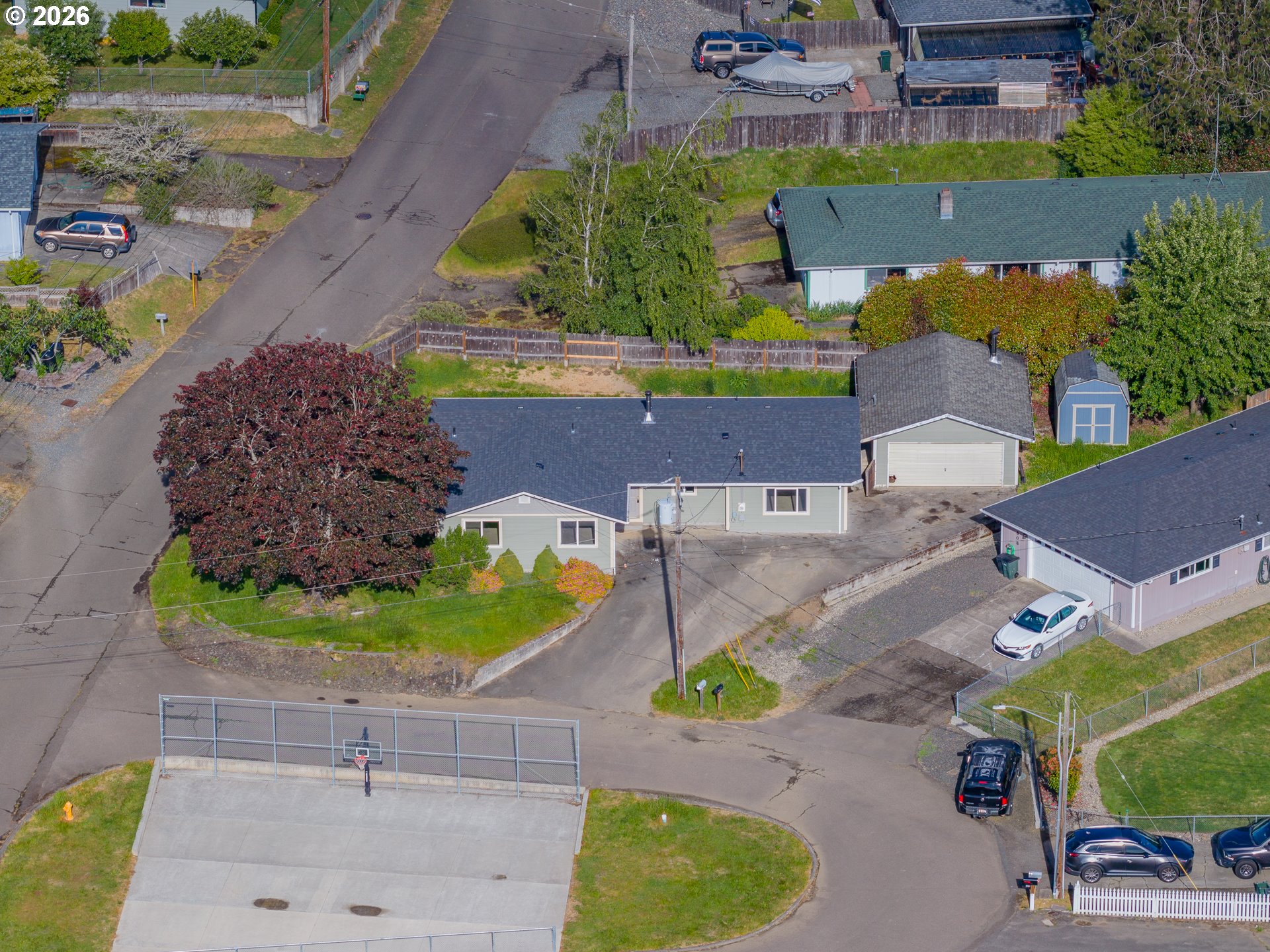 main property photo 8