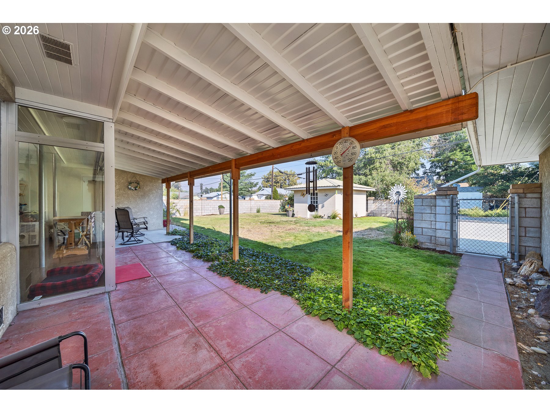 main property photo 16