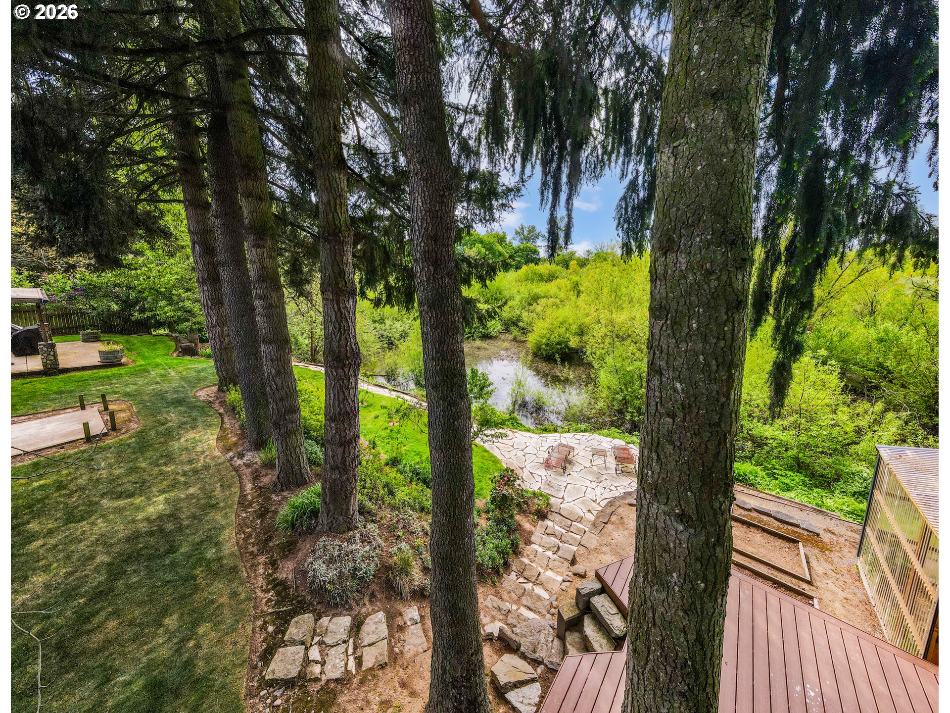 main property photo 33