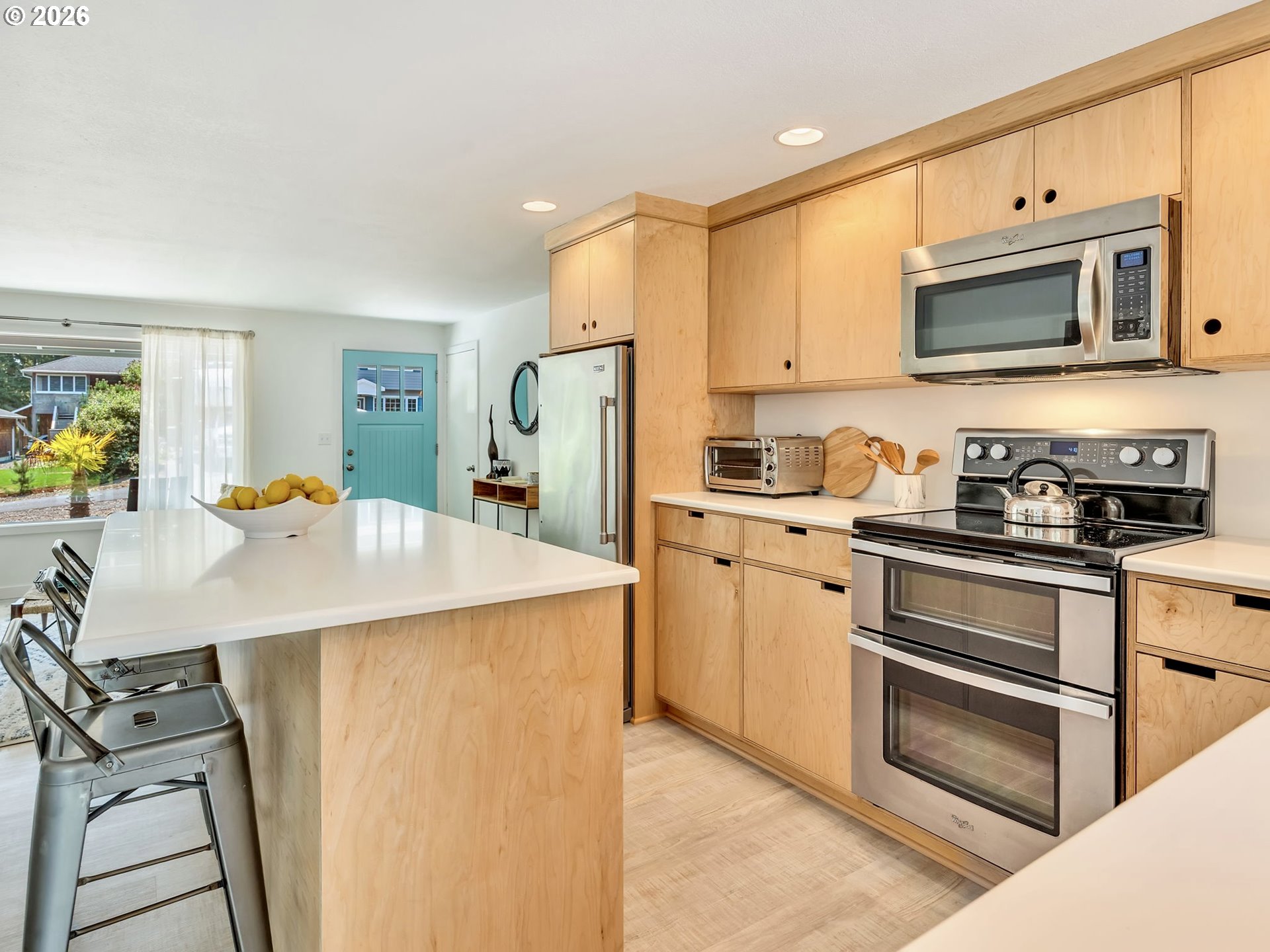 main property photo 14