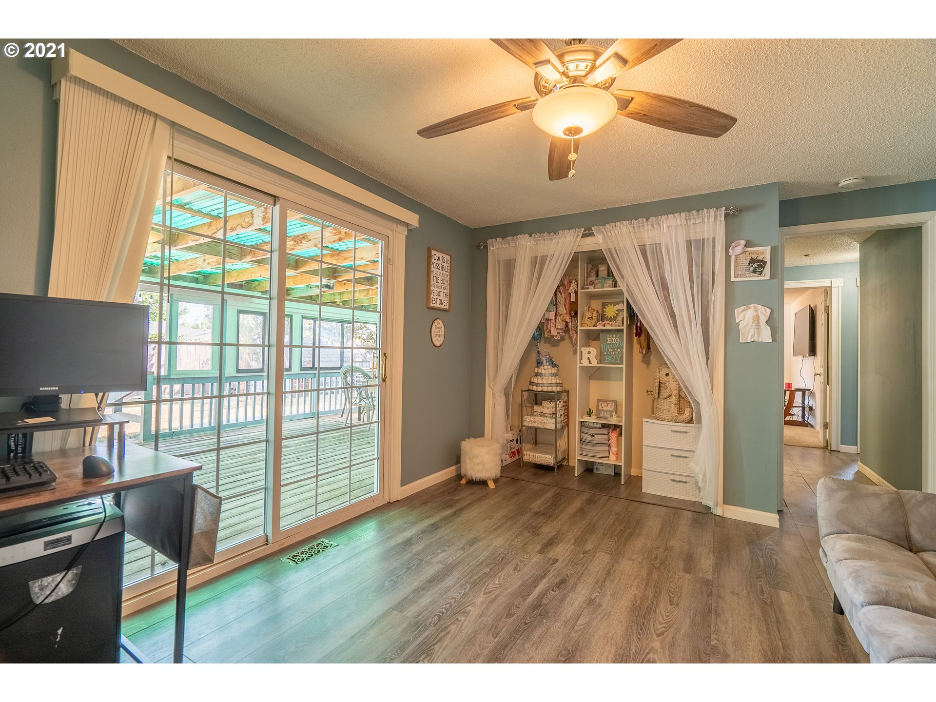 main property photo 18