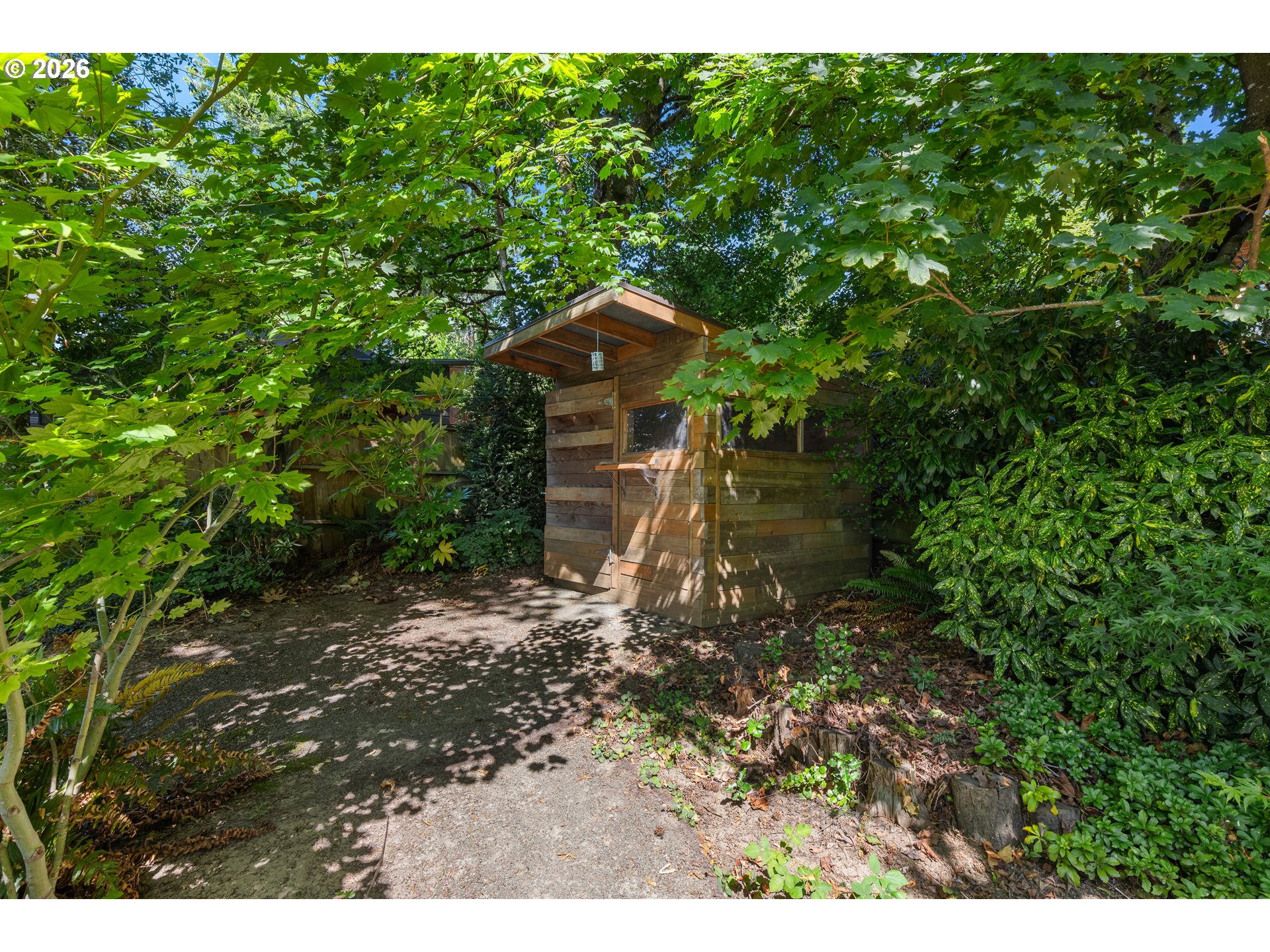 main property photo 31