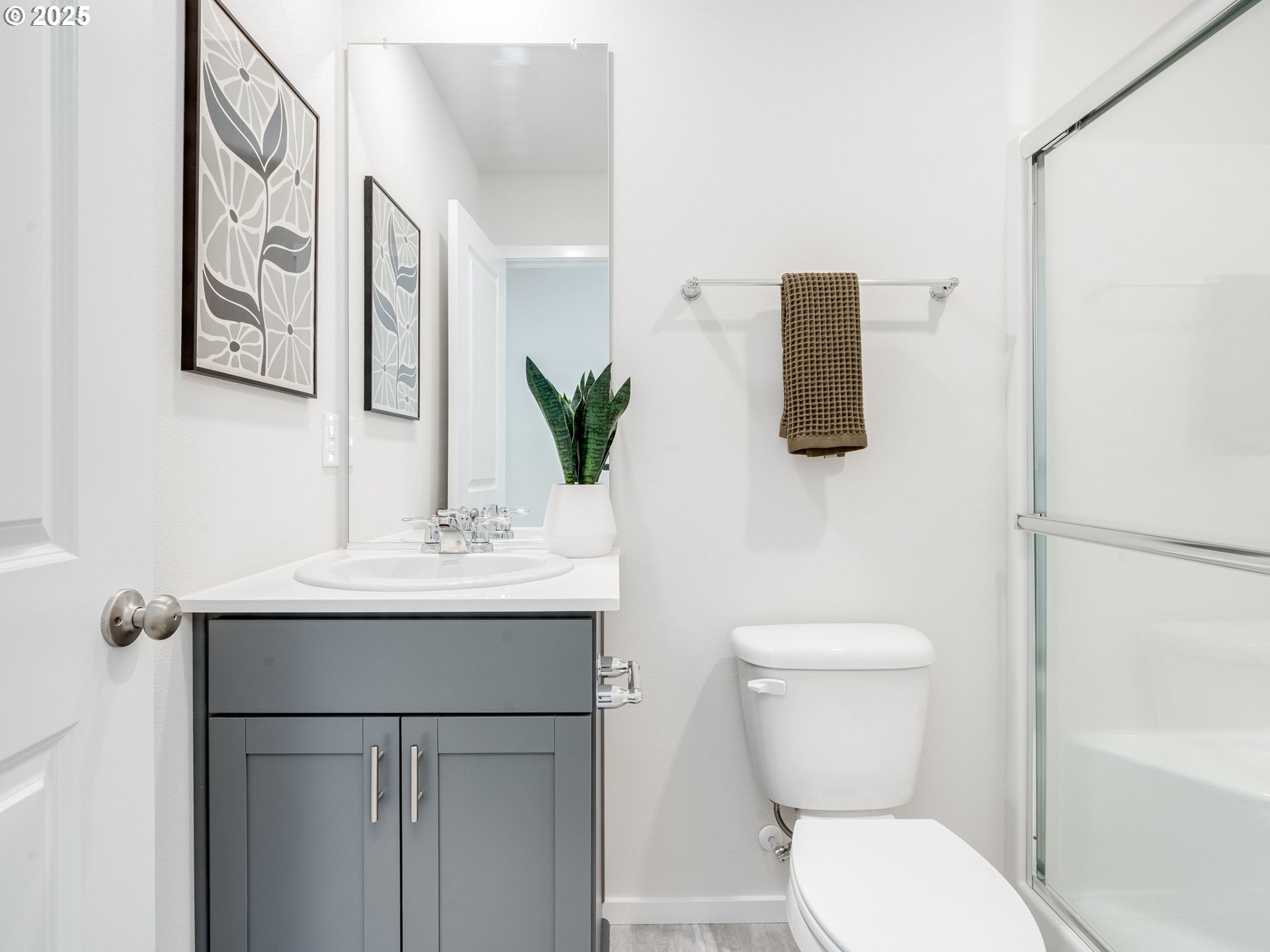 property viewer photo 15