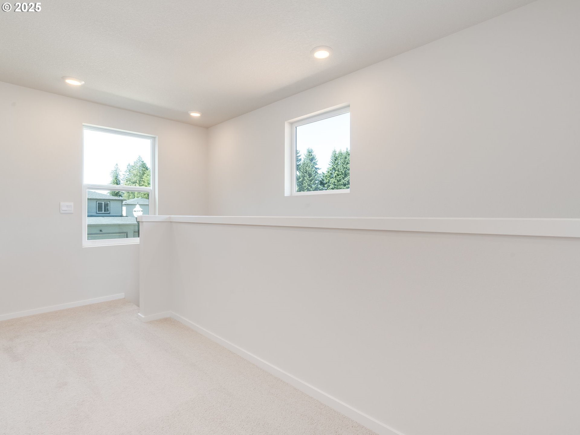property viewer photo 20