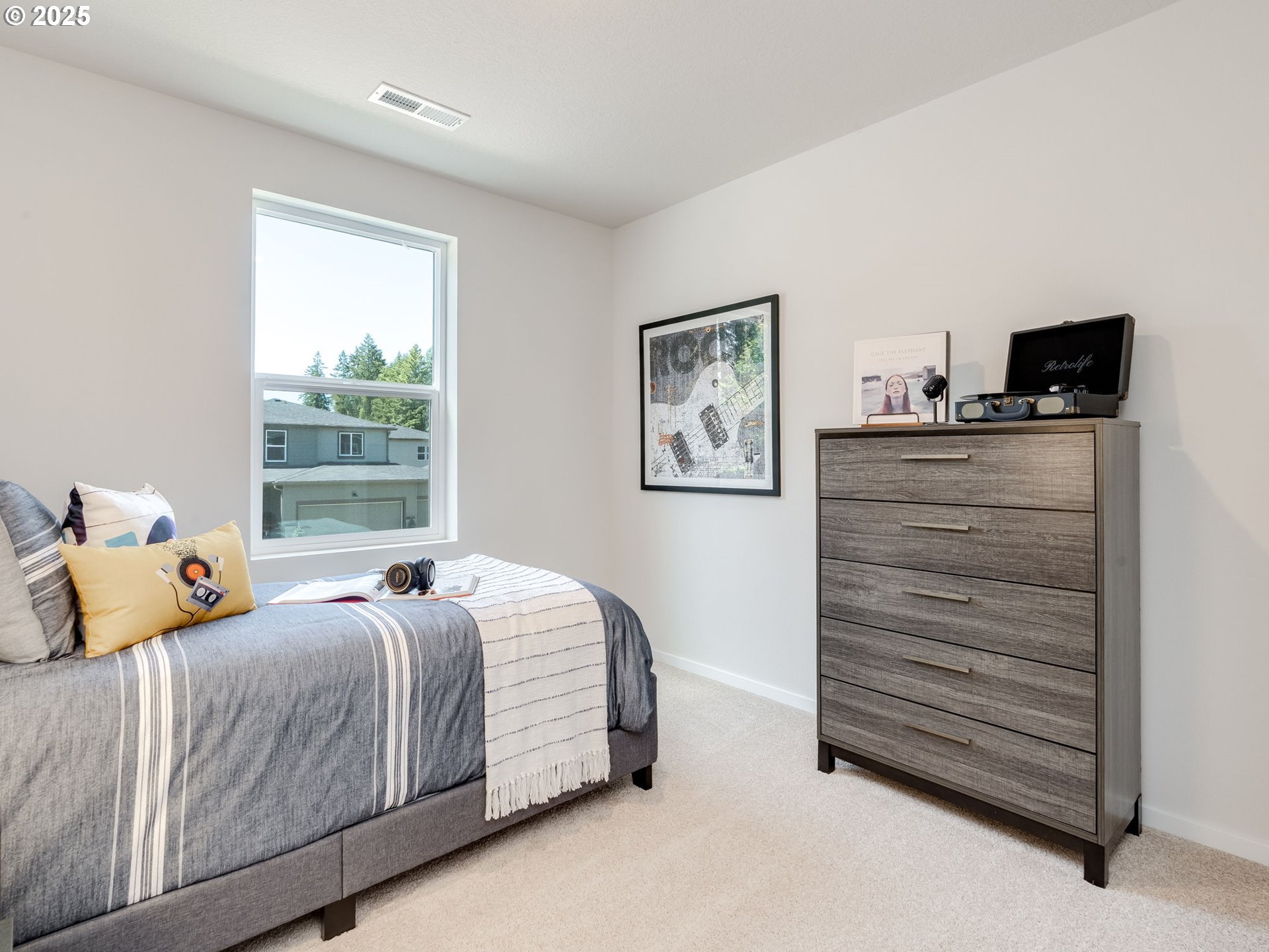 property viewer photo 23