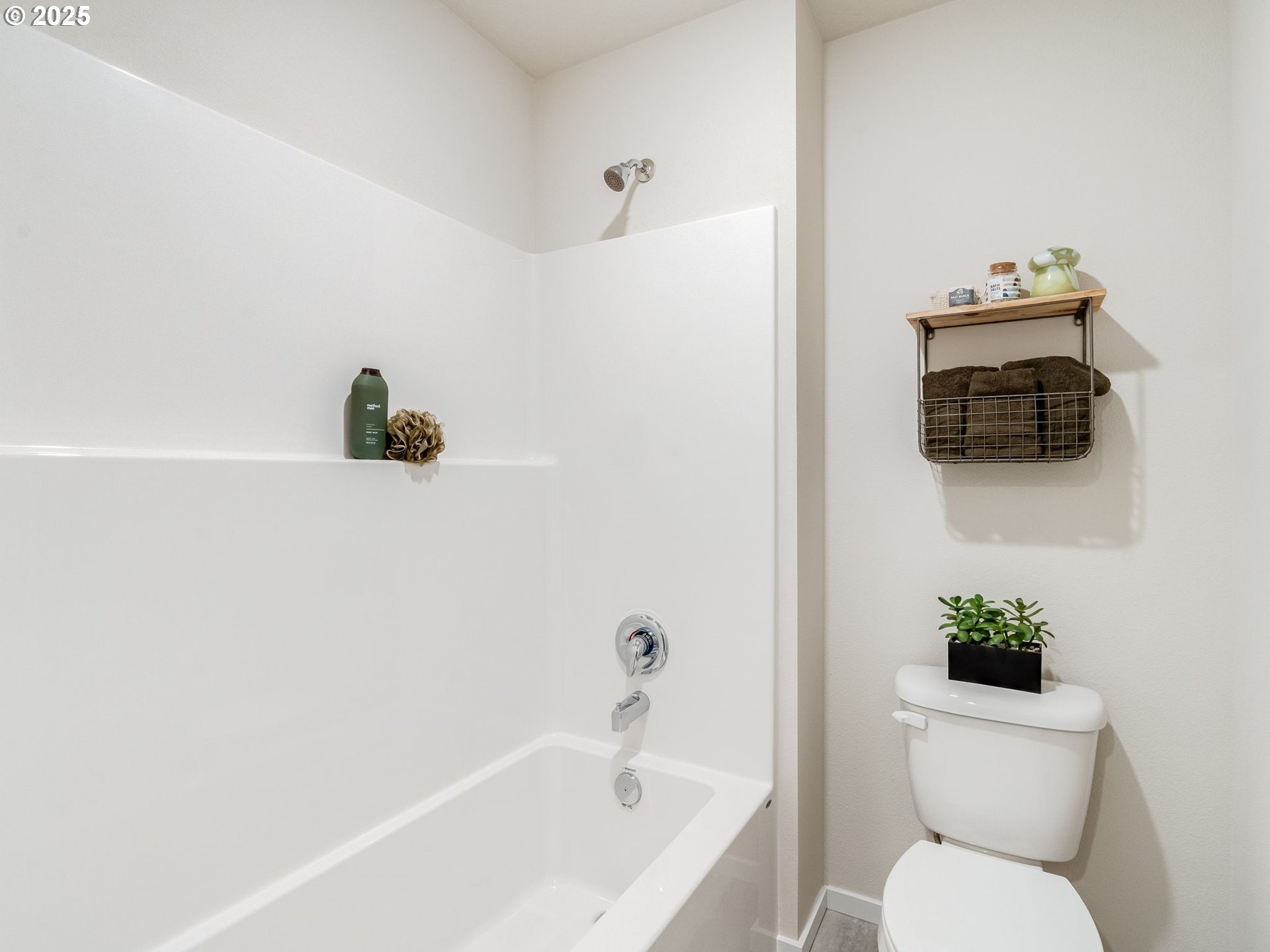property viewer photo 26