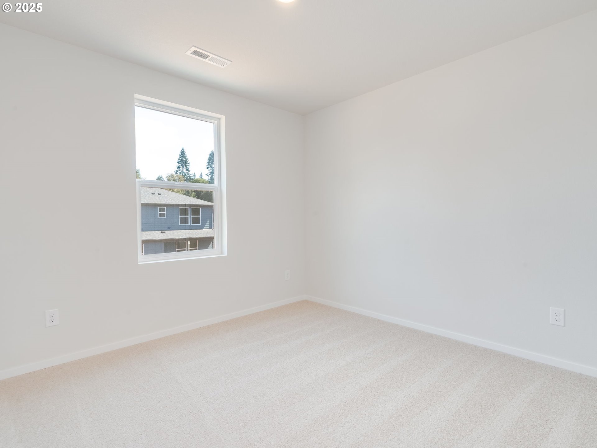 property viewer photo 29