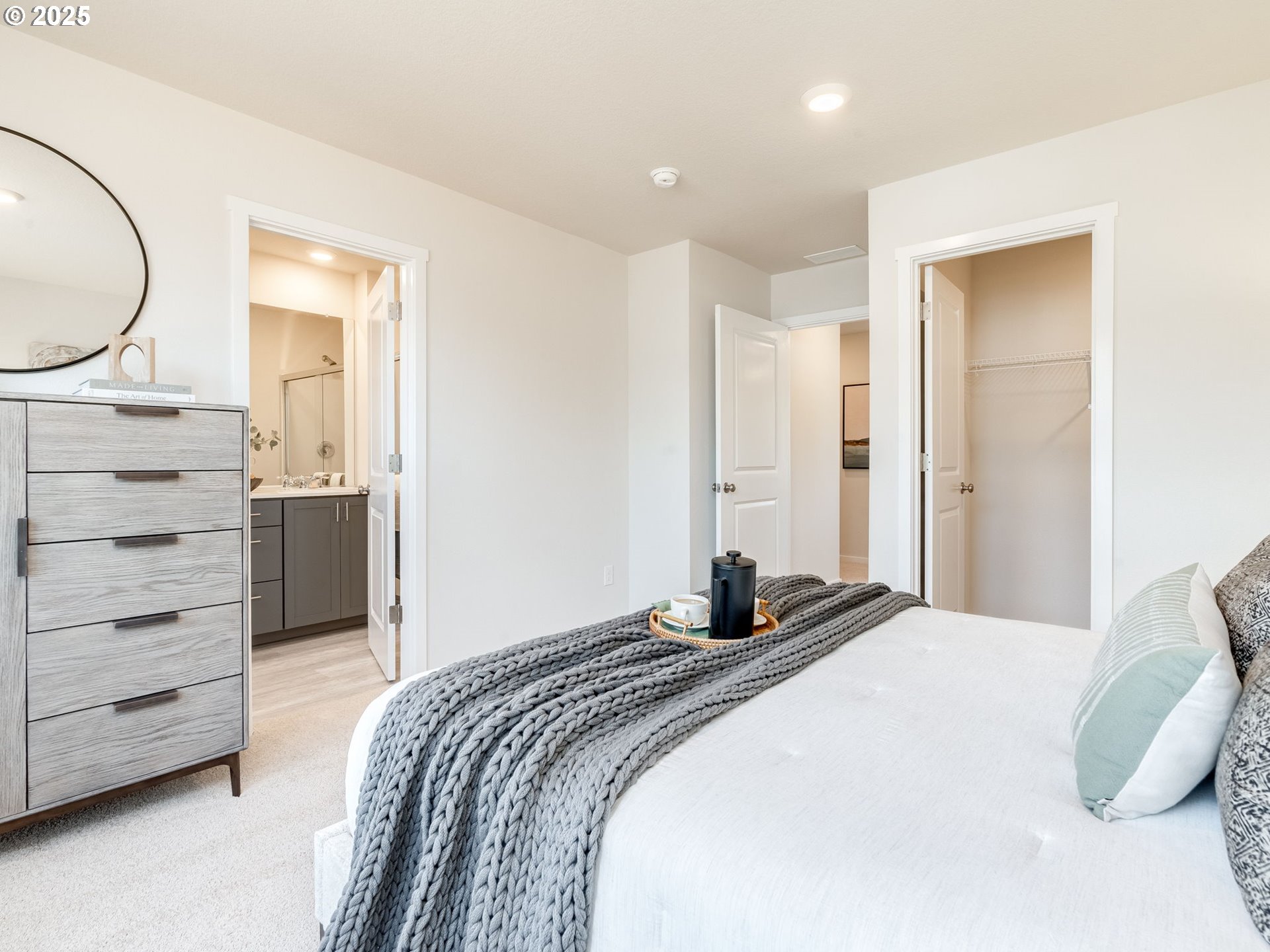 property viewer photo 32