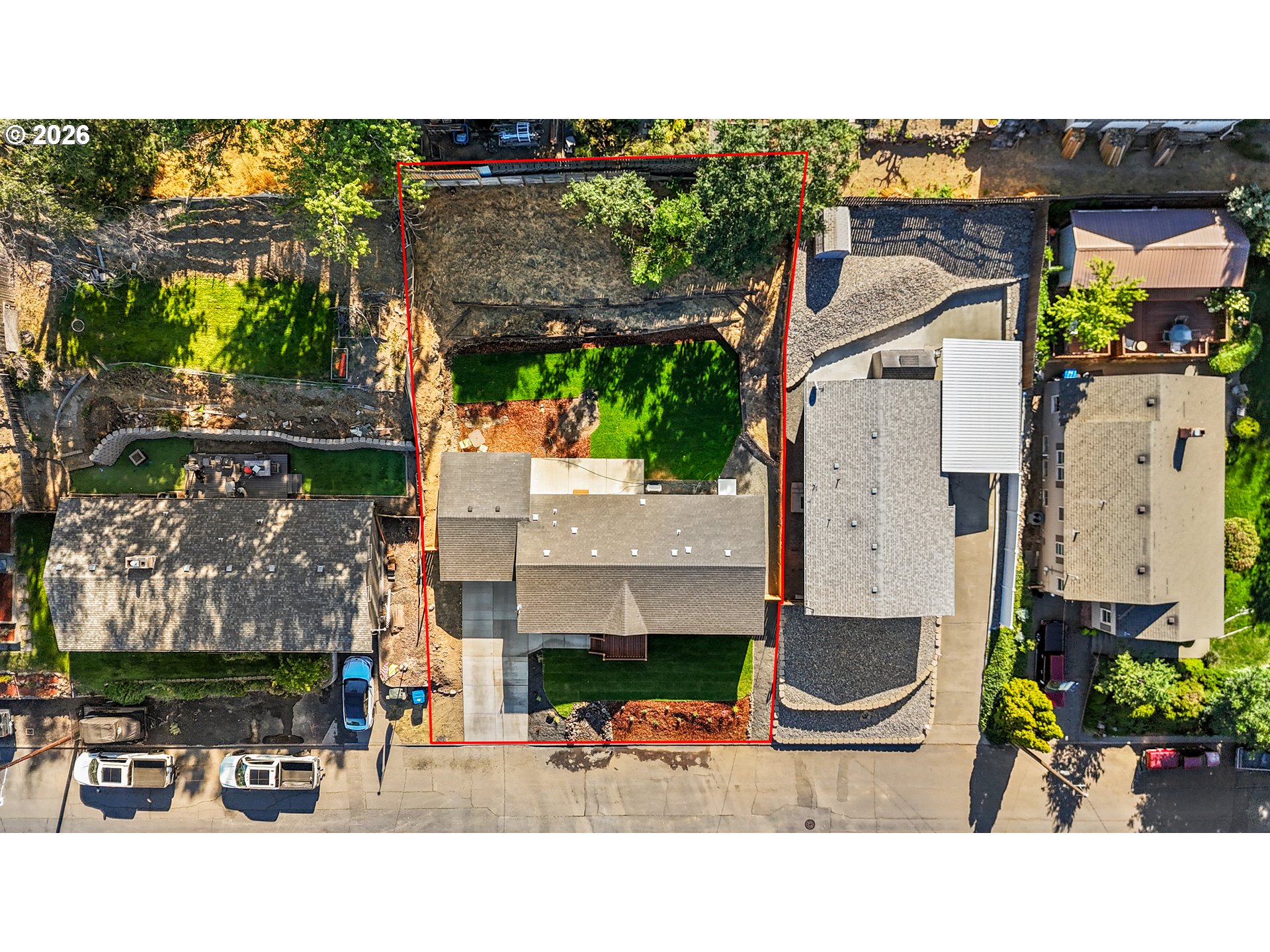 main property photo 37
