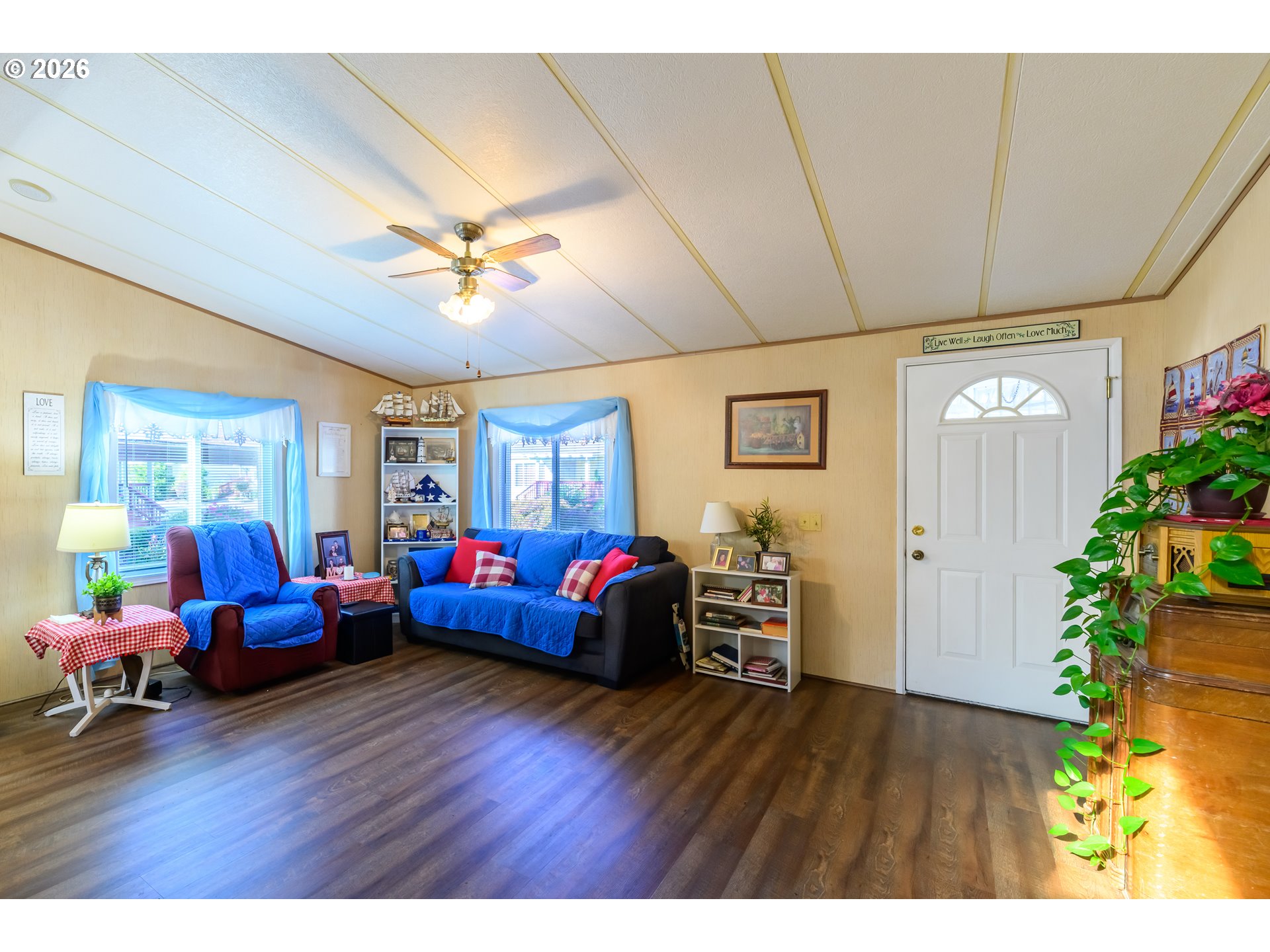 main property photo 7