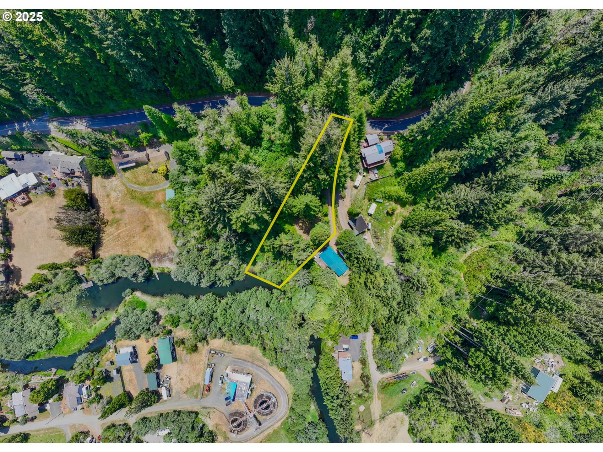 main property photo 15