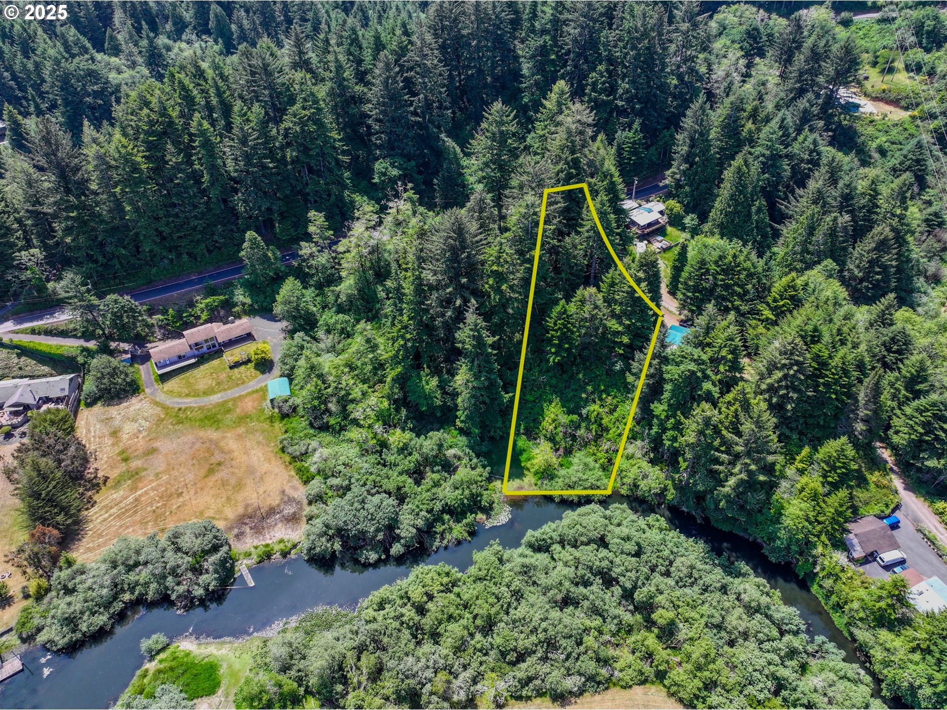 main property photo 8