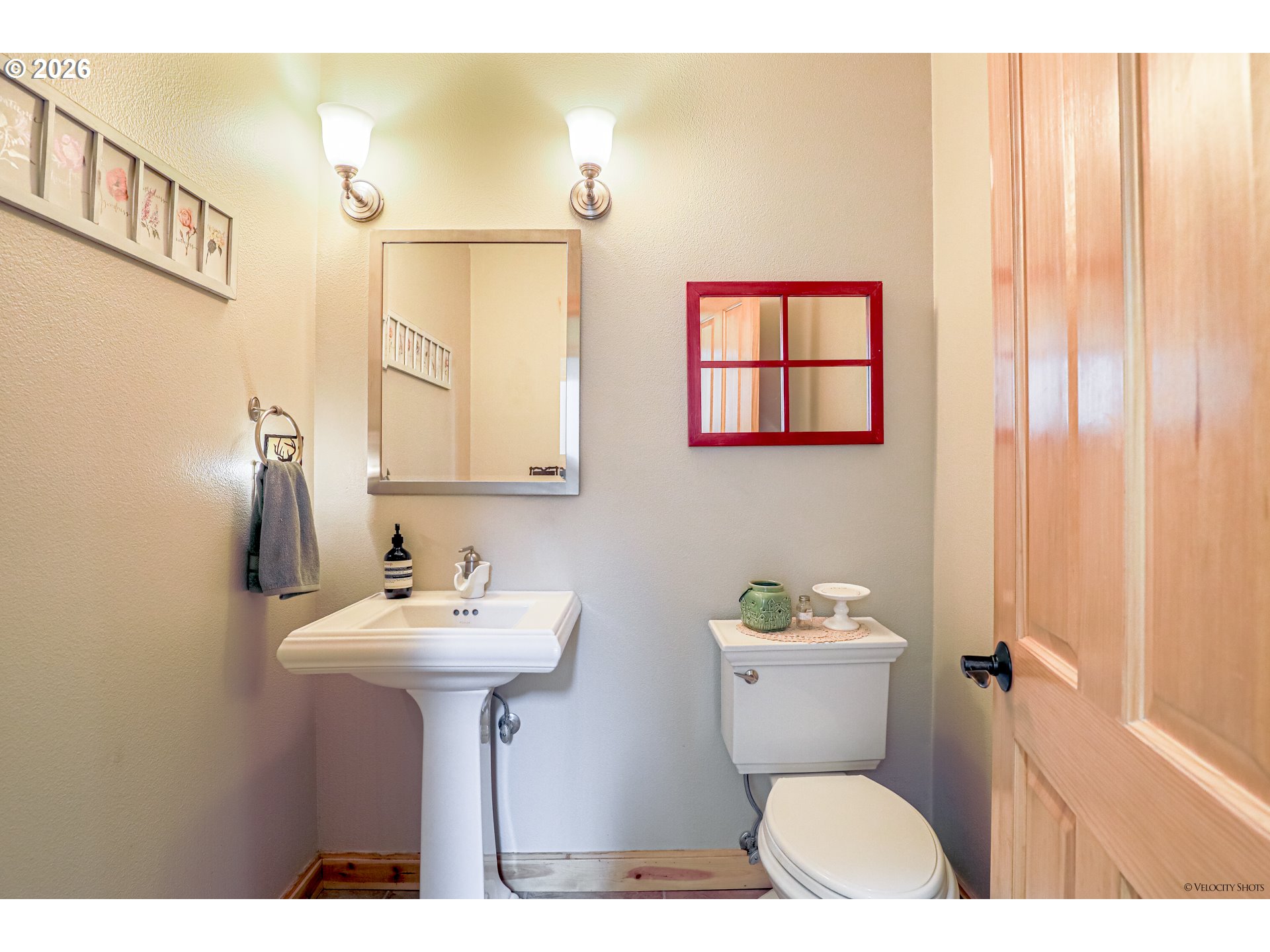 main property photo 20