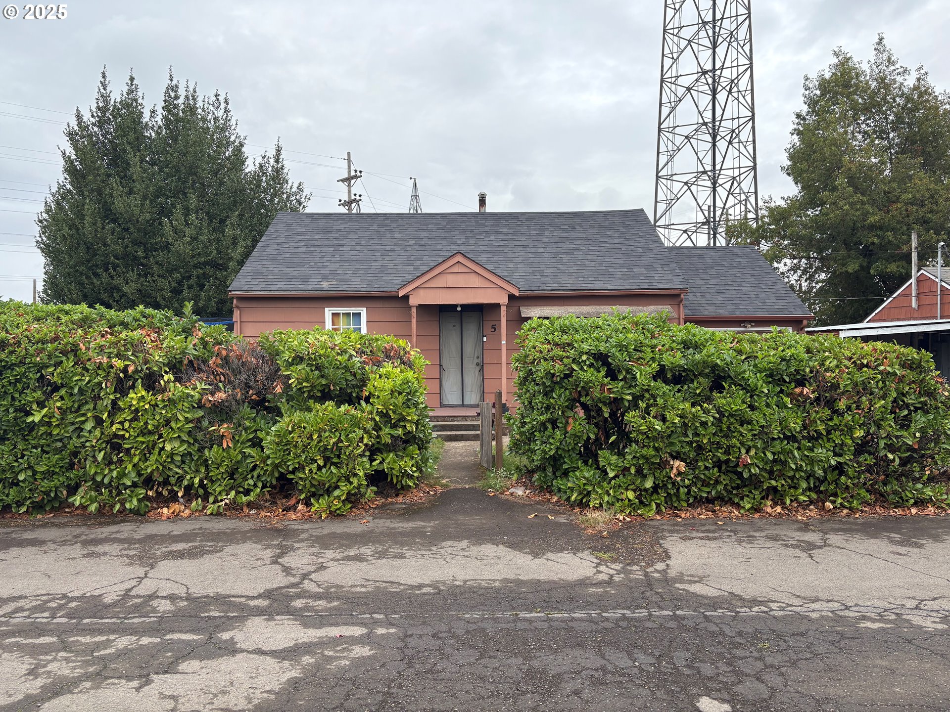 main property photo 39