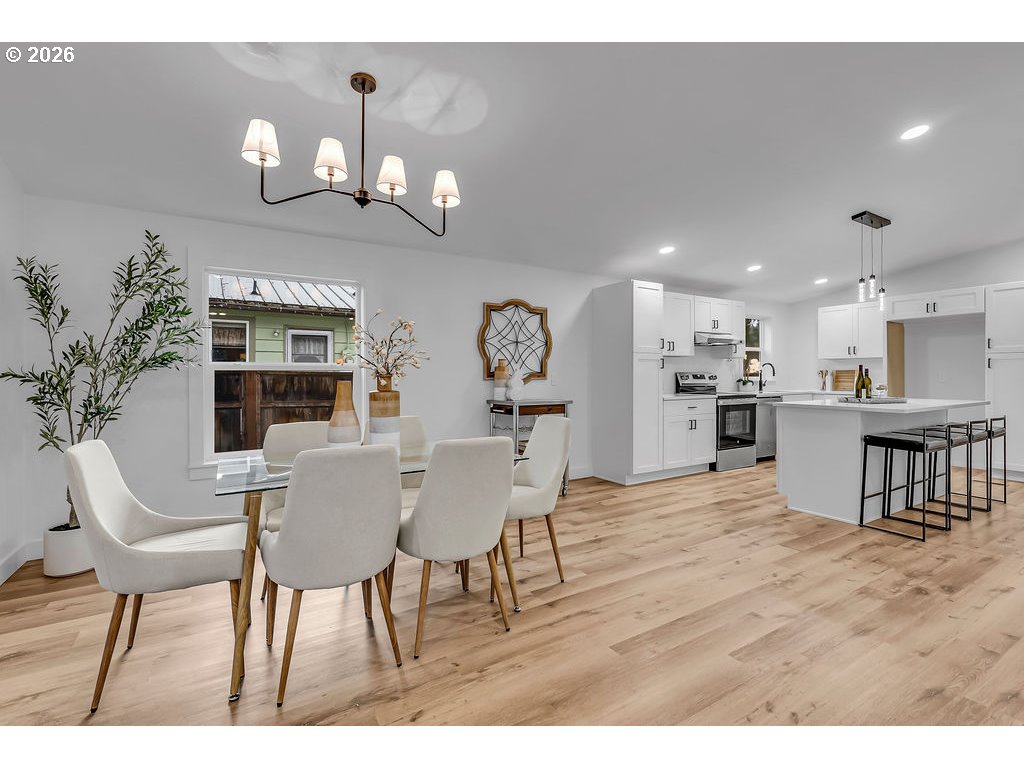 property viewer photo 15