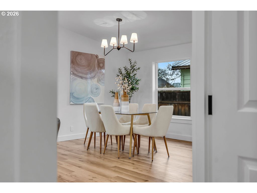 property viewer photo 31