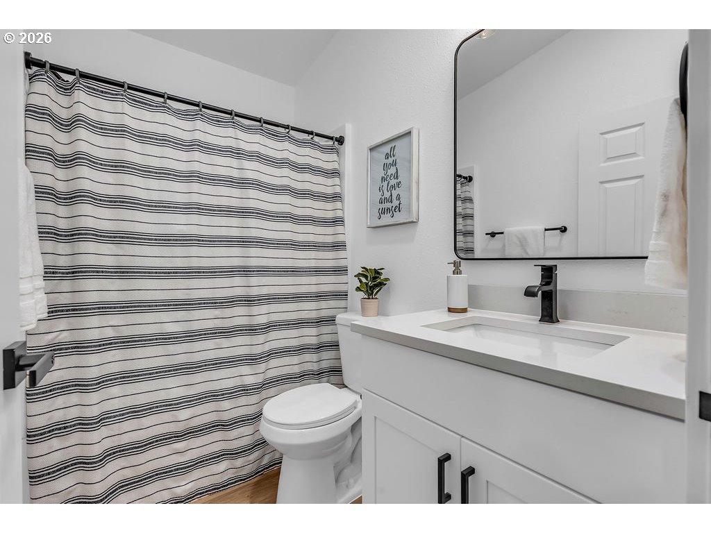 property viewer photo 37