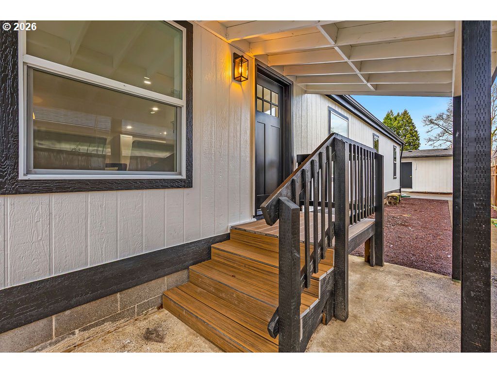 property viewer photo 41
