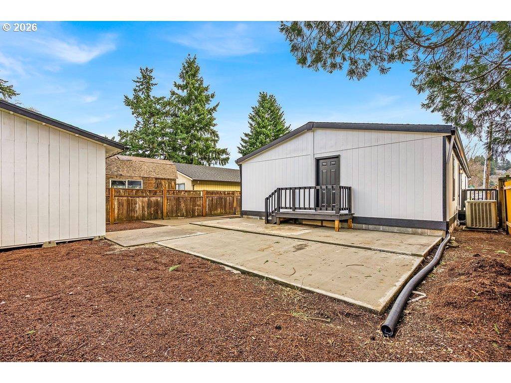 property viewer photo 43