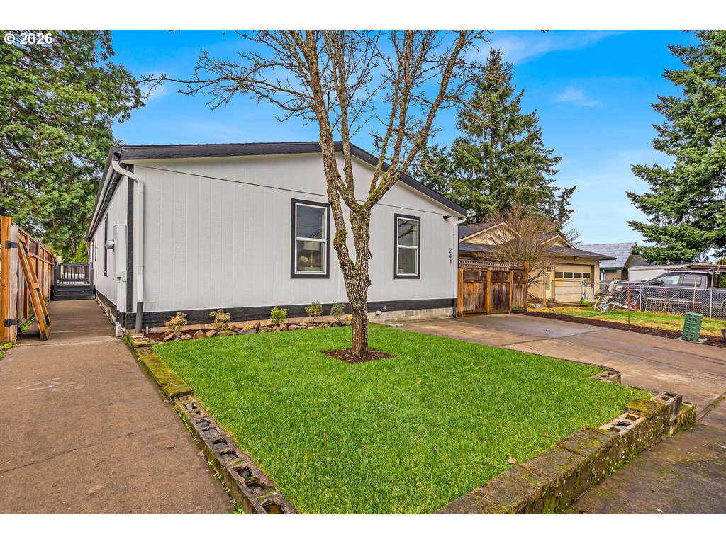 property viewer photo 5