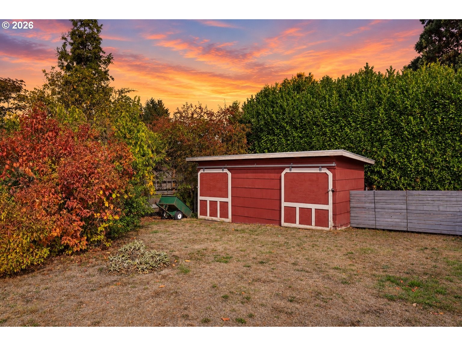 main property photo 34