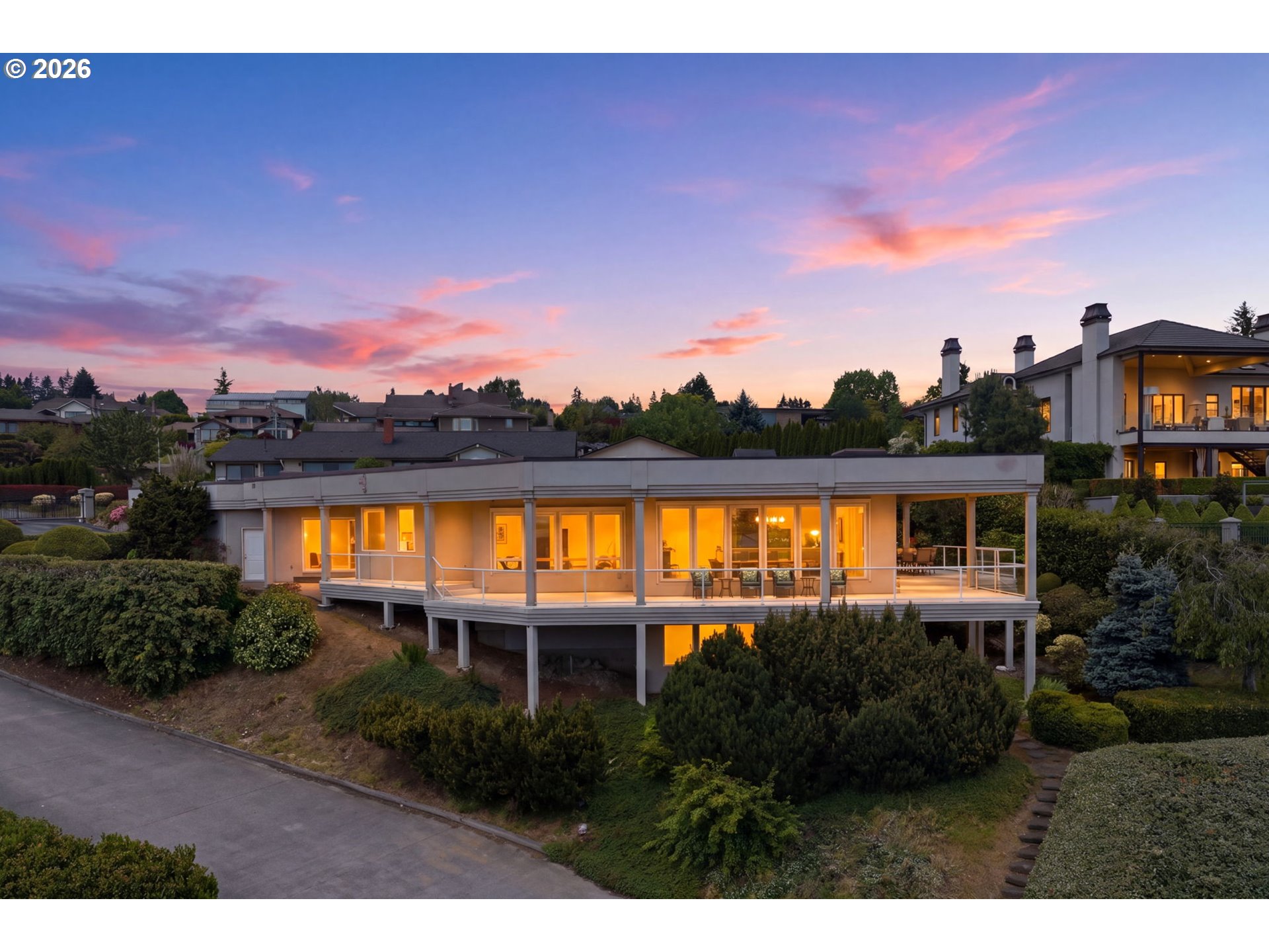 main property photo 44
