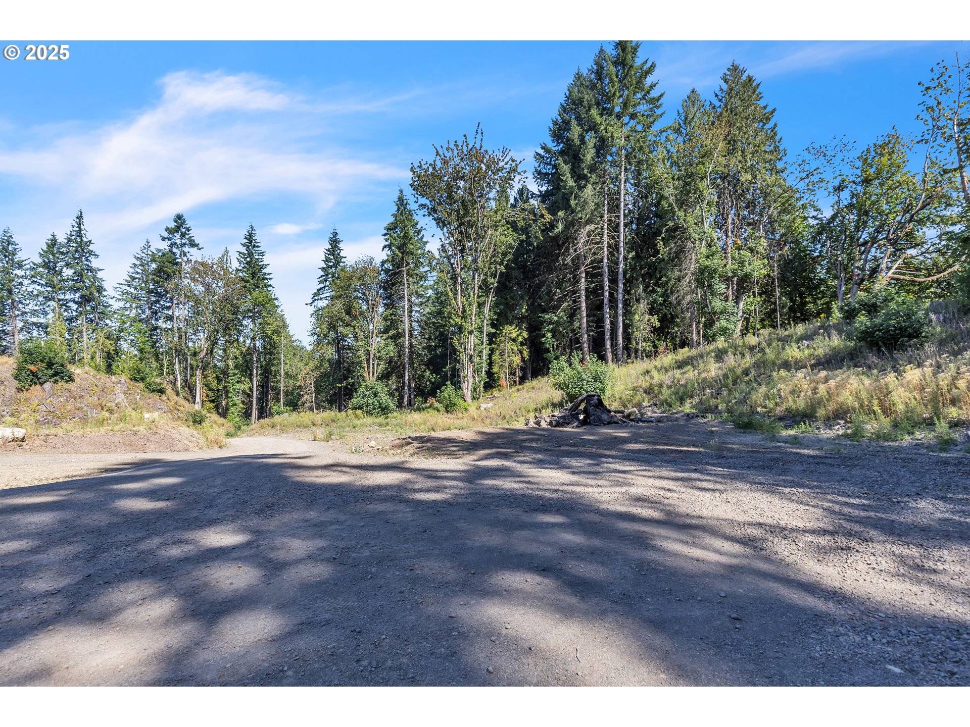 property viewer photo 16