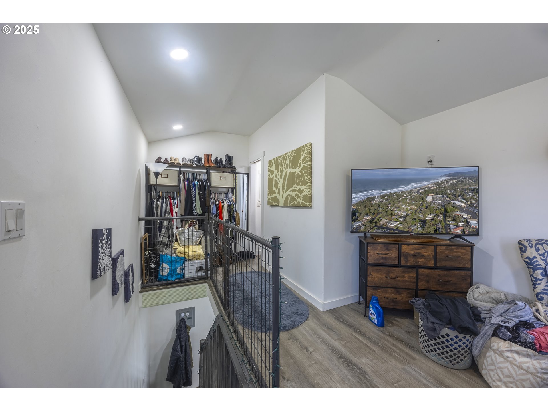 property viewer photo 12