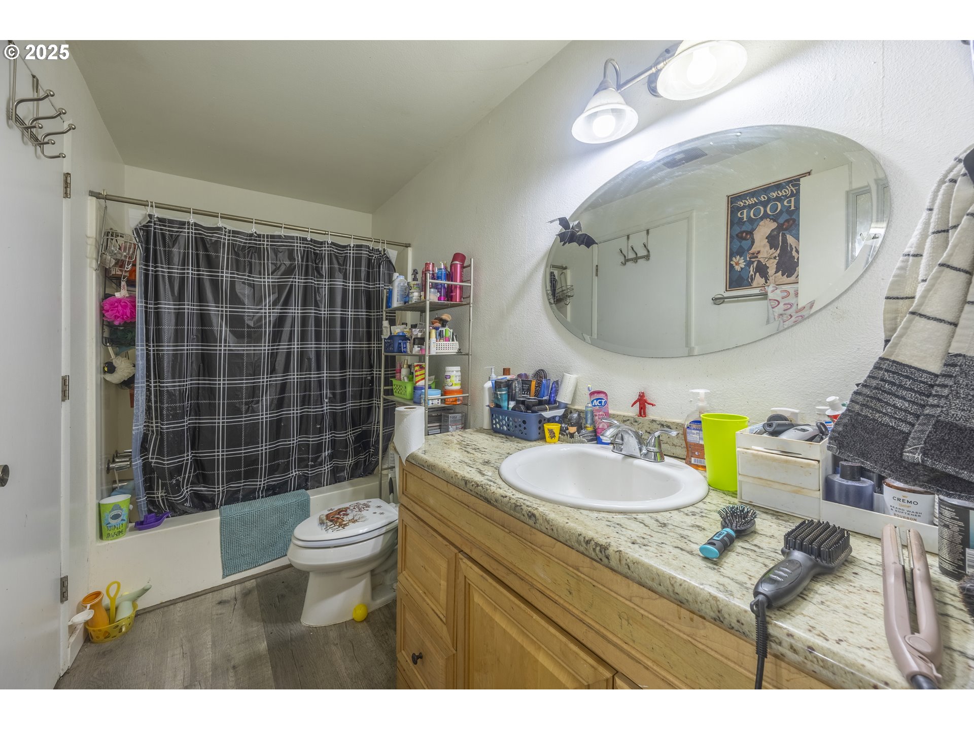 property viewer photo 19