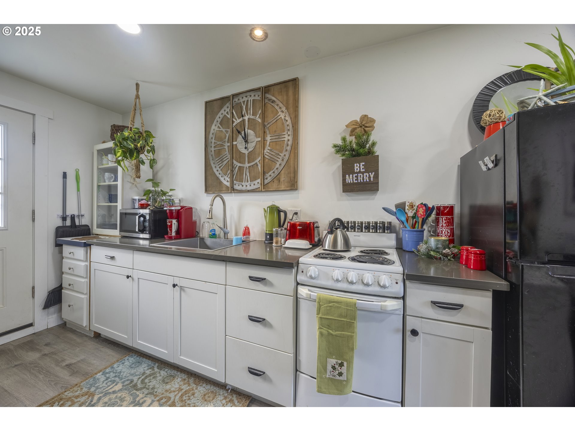 property viewer photo 7
