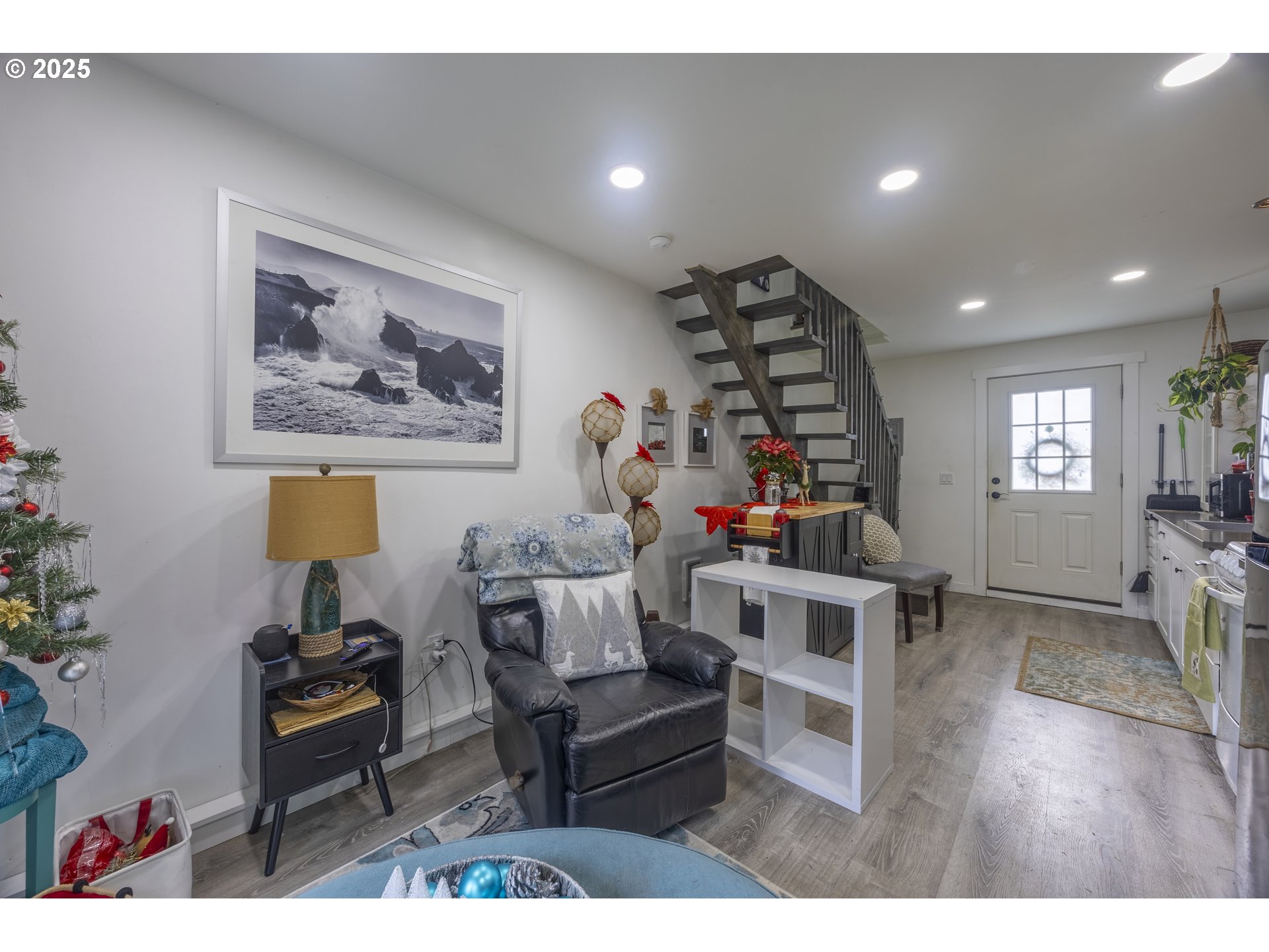 property viewer photo 8