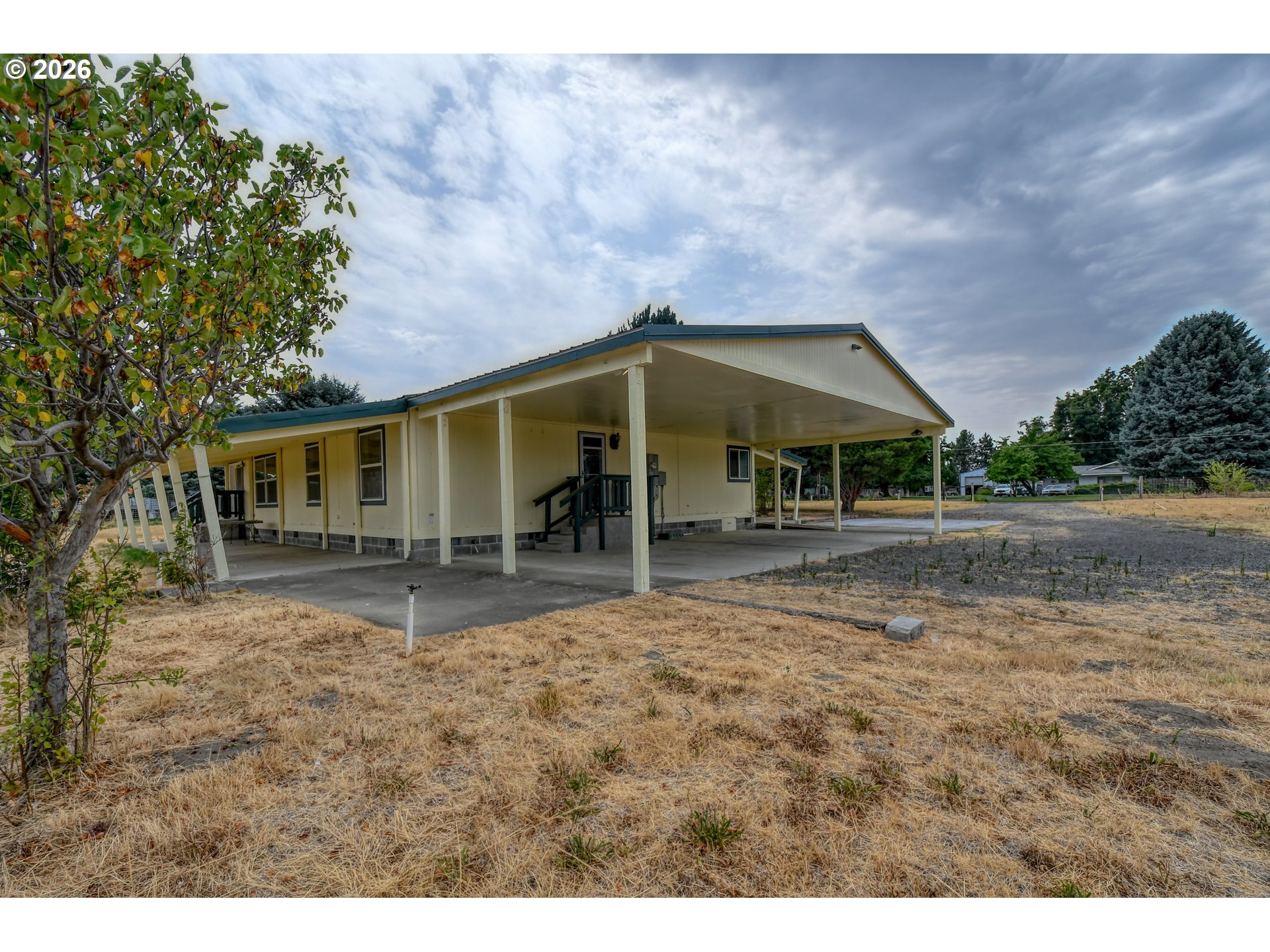 main property photo 4