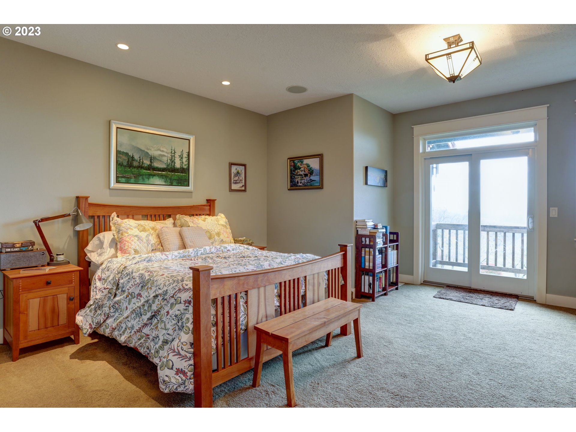 main property photo 24