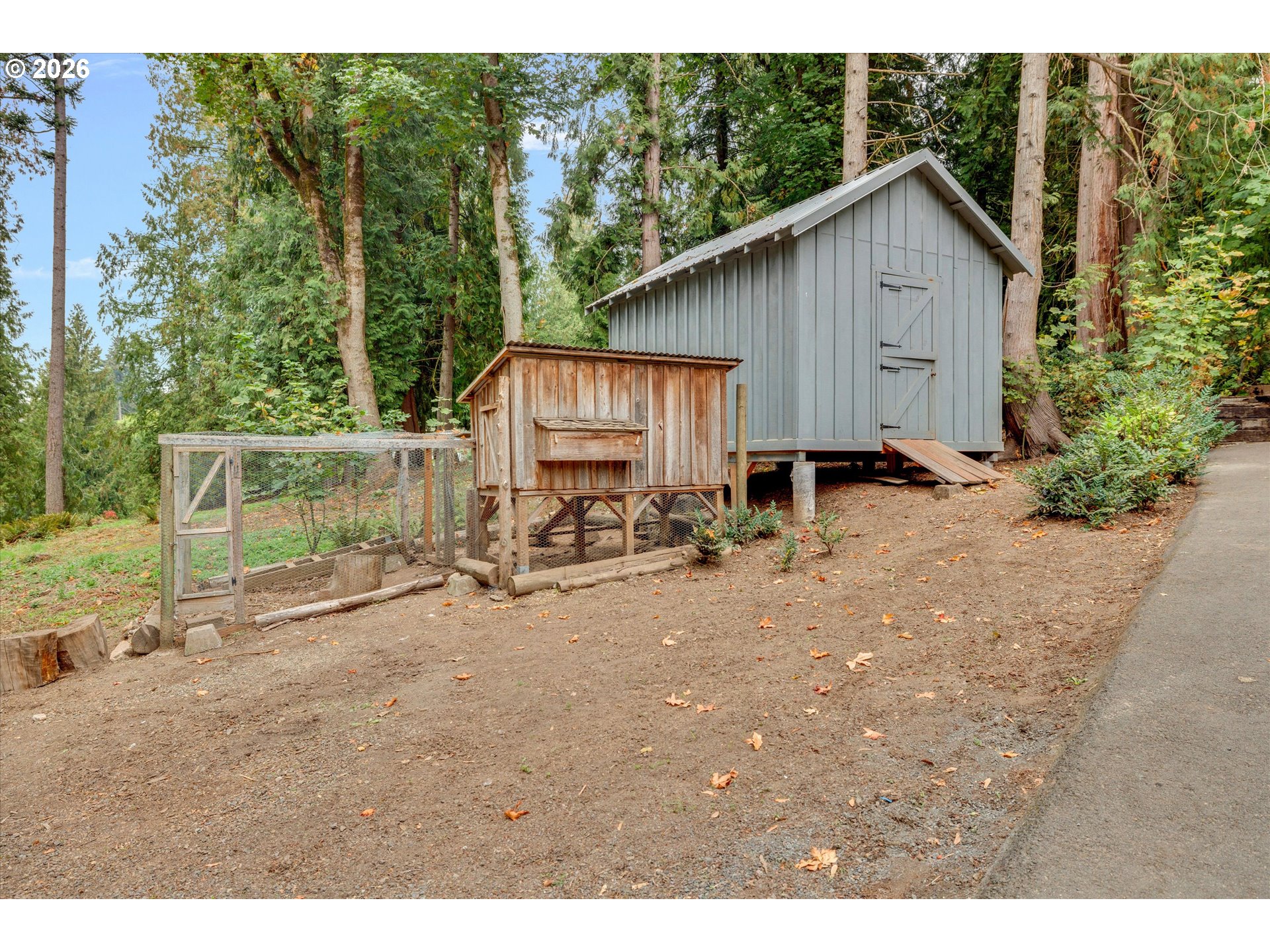 main property photo 44