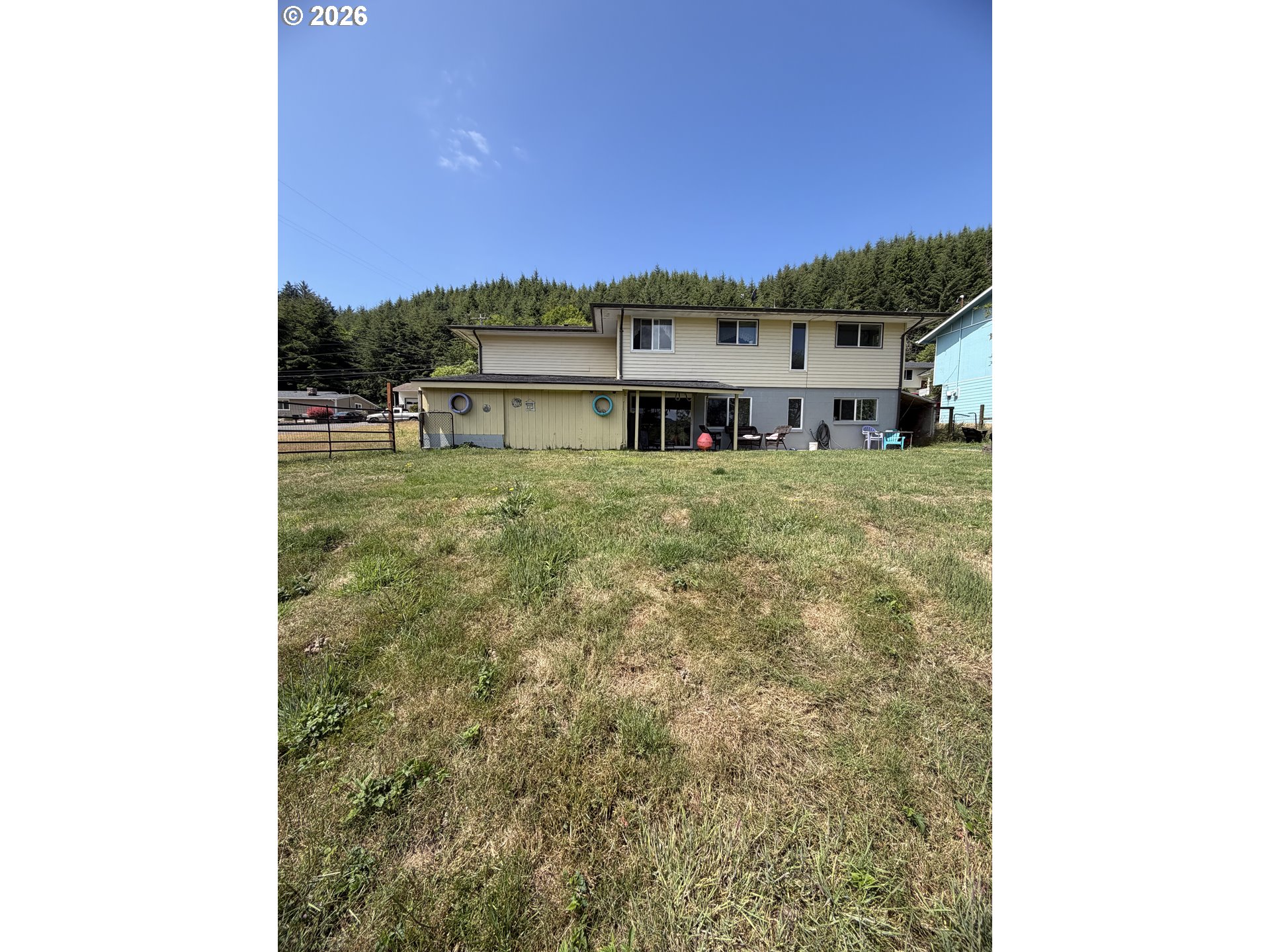 main property photo 24