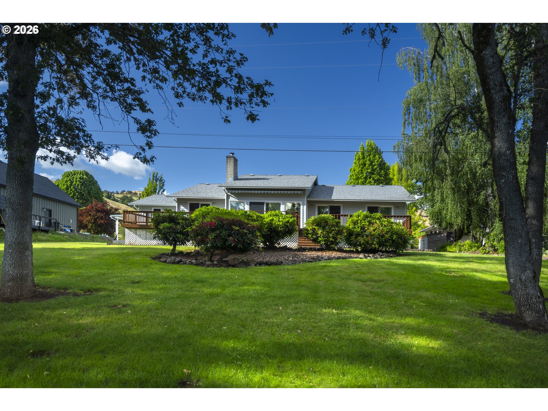 main property photo 33