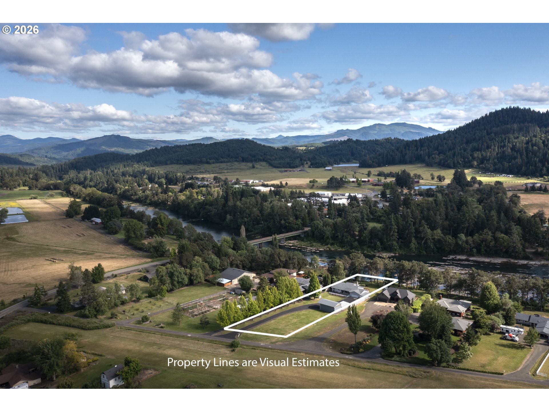 main property photo 40