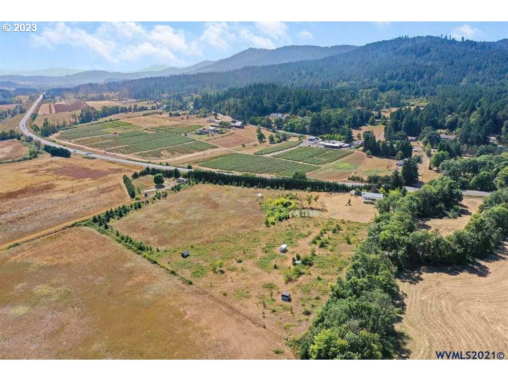 main property photo 5