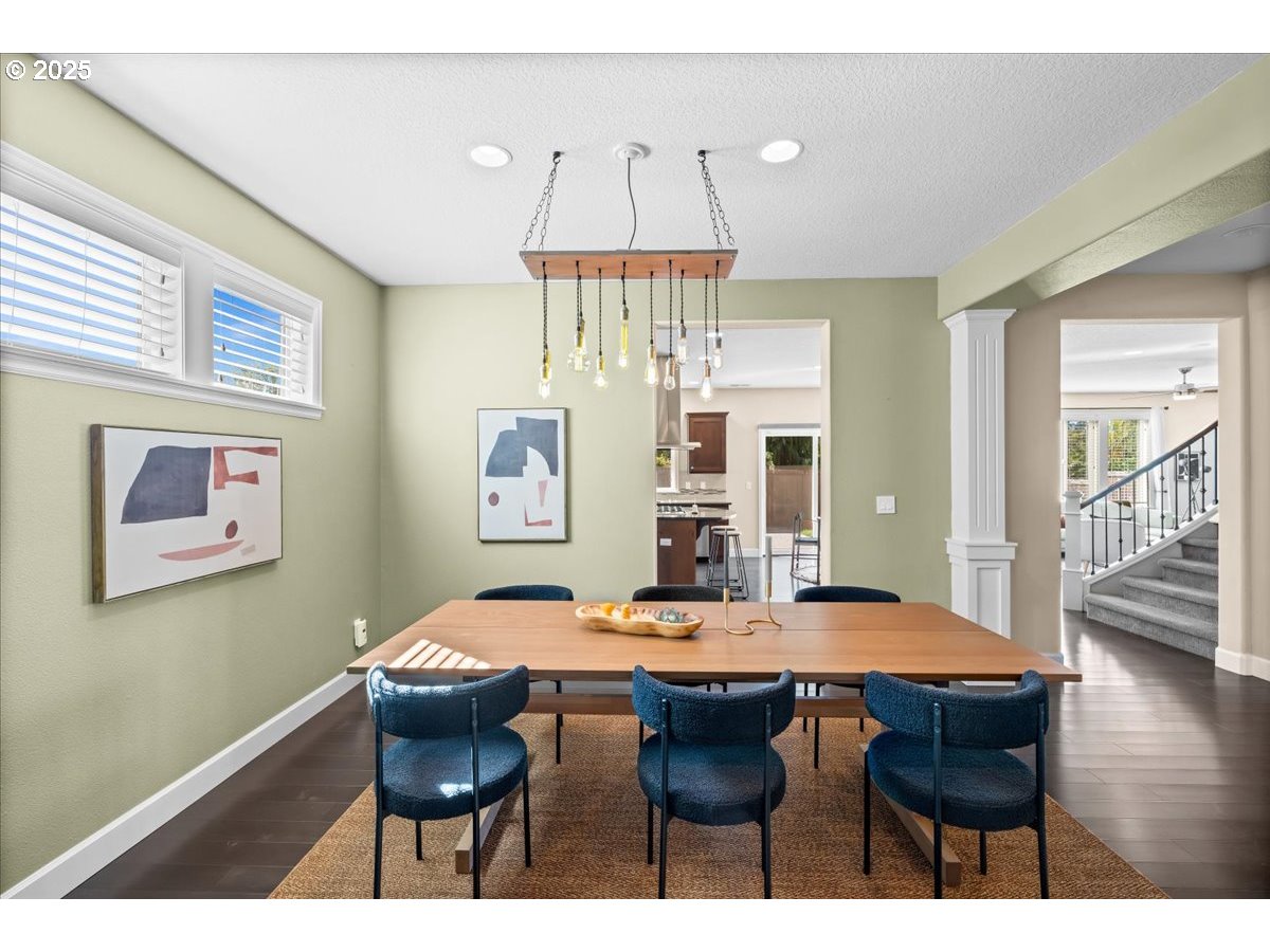property viewer photo 12