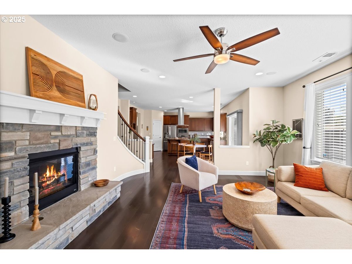 property viewer photo 24