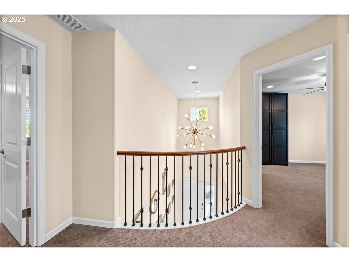 property viewer photo 26