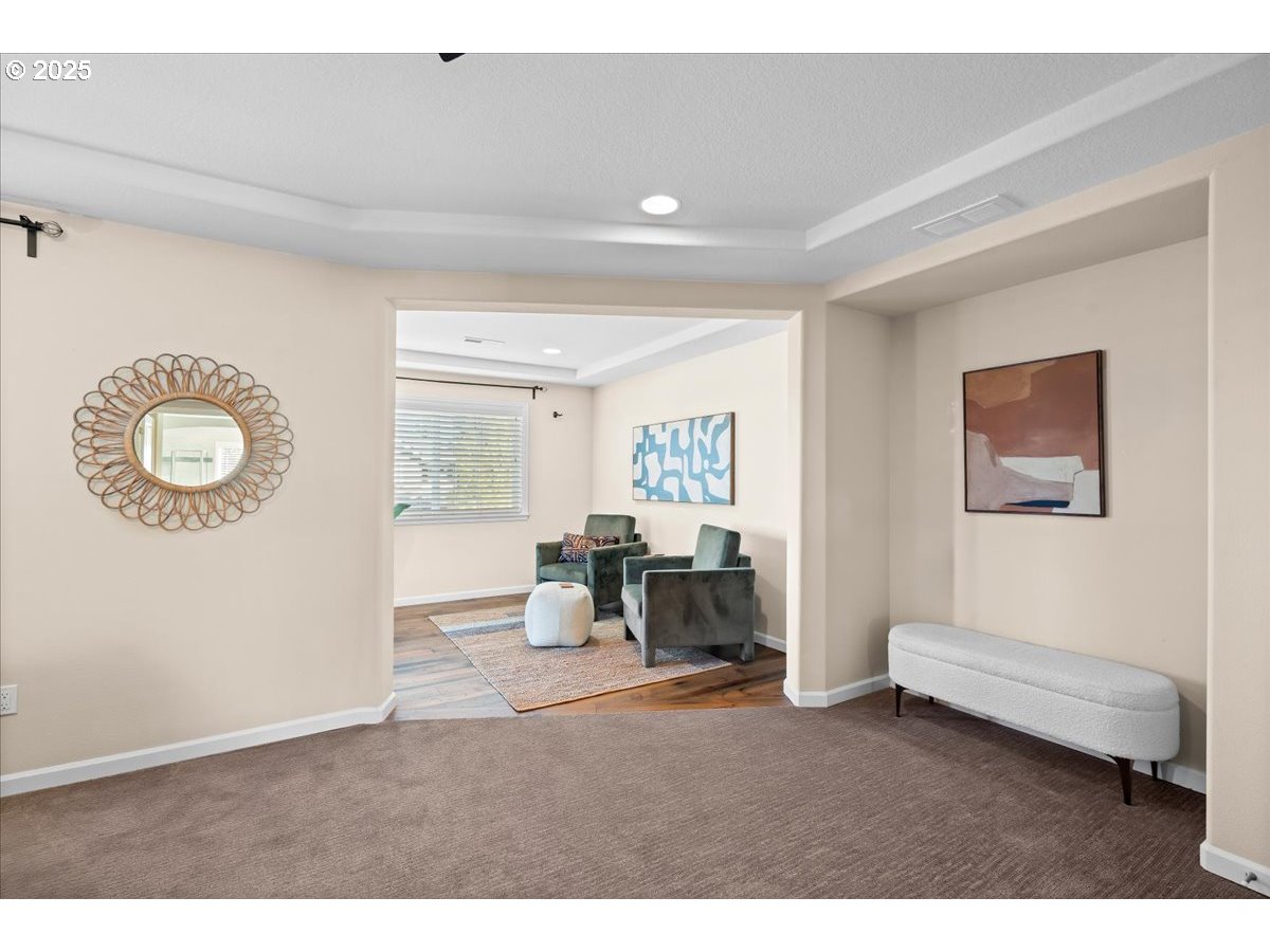 property viewer photo 31