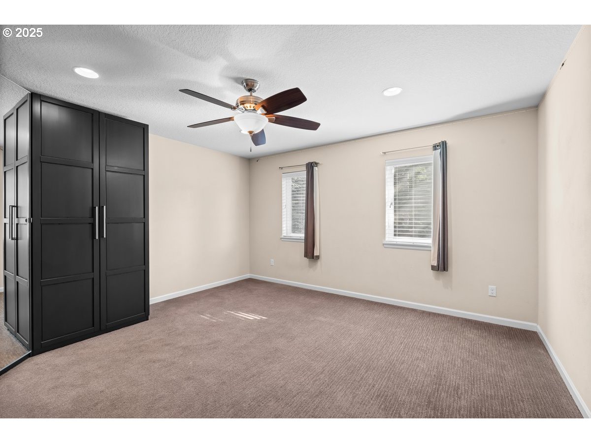property viewer photo 39