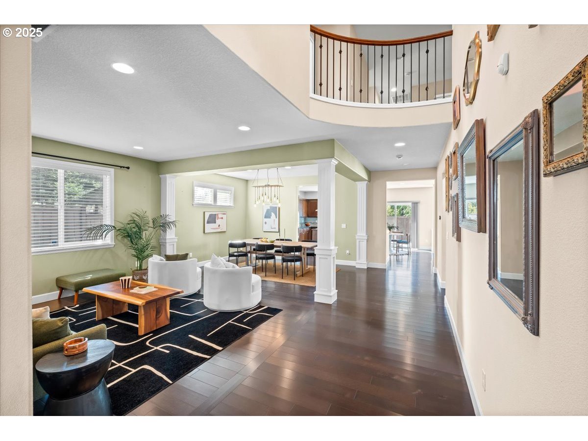 property viewer photo 4