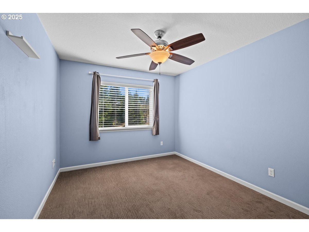 property viewer photo 40
