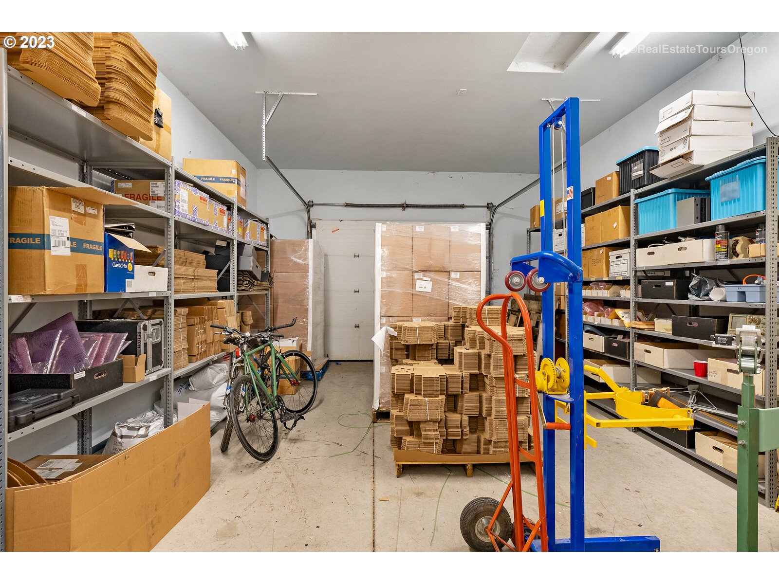 main property photo 32