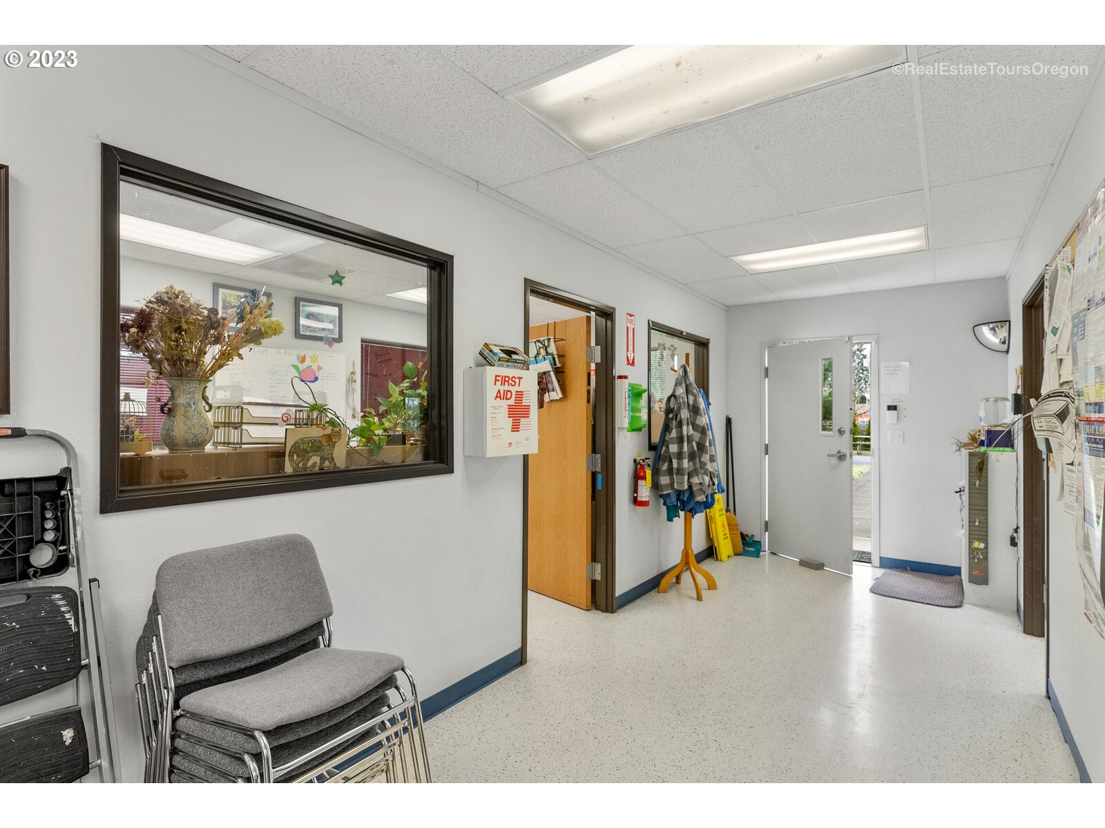 main property photo 36