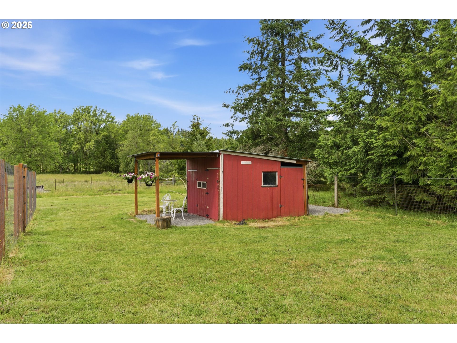 main property photo 29